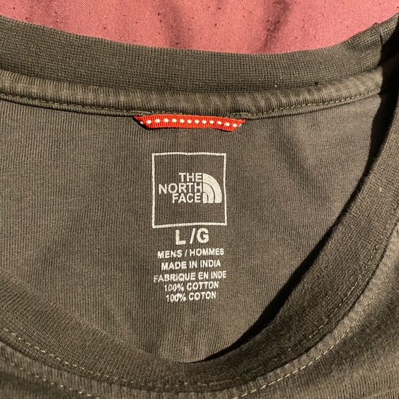 The North Face Crewneck - Picture 3 of 6